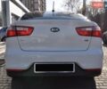 Белый Киа Рио, объемом двигателя 1.6 л и пробегом 117 тыс. км за 8300 $, фото 4 на Automoto.ua