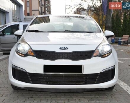 Белый Киа Рио, объемом двигателя 1.6 л и пробегом 117 тыс. км за 9800 $, фото 10 на Automoto.ua
