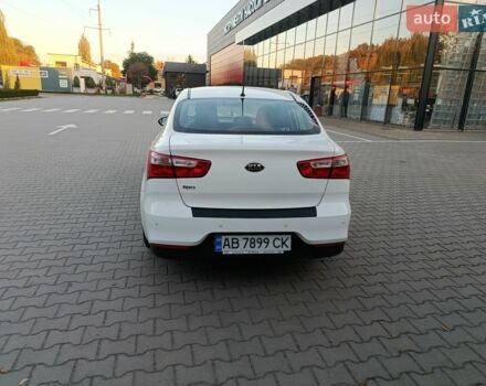 Білий Кіа Ріо, об'ємом двигуна 1.4 л та пробігом 49 тис. км за 10600 $, фото 13 на Automoto.ua