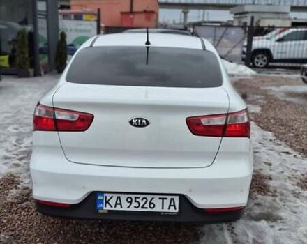Білий Кіа Ріо, об'ємом двигуна 1.4 л та пробігом 182 тис. км за 10500 $, фото 4 на Automoto.ua