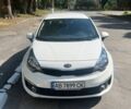 Білий Кіа Ріо, об'ємом двигуна 1.4 л та пробігом 49 тис. км за 10300 $, фото 3 на Automoto.ua