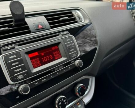 Белый Киа Рио, объемом двигателя 1.6 л и пробегом 162 тыс. км за 10300 $, фото 20 на Automoto.ua