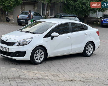 Белый Киа Рио, объемом двигателя 1.4 л и пробегом 101 тыс. км за 13500 $, фото 4 на Automoto.ua