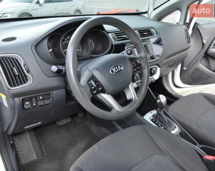 Белый Киа Рио, объемом двигателя 1.6 л и пробегом 117 тыс. км за 9800 $, фото 17 на Automoto.ua