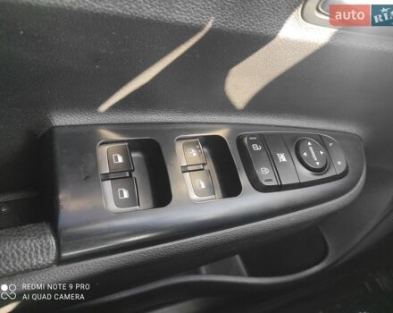 Белый Киа Рио, объемом двигателя 1.6 л и пробегом 144 тыс. км за 12300 $, фото 9 на Automoto.ua