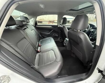 Білий Кіа Ріо, об'ємом двигуна 1.6 л та пробігом 144 тис. км за 12999 $, фото 5 на Automoto.ua