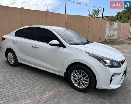 Белый Киа Рио, объемом двигателя 1.6 л и пробегом 144 тыс. км за 12999 $, фото 7 на Automoto.ua
