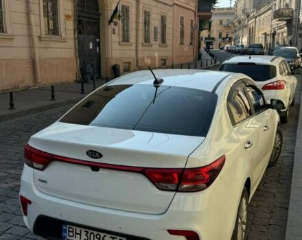 Білий Кіа Ріо, об'ємом двигуна 1.59 л та пробігом 90 тис. км за 13950 $, фото 3 на Automoto.ua