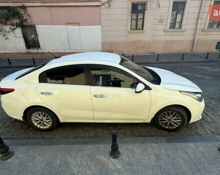 Білий Кіа Ріо, об'ємом двигуна 1.59 л та пробігом 86 тис. км за 13950 $, фото 4 на Automoto.ua