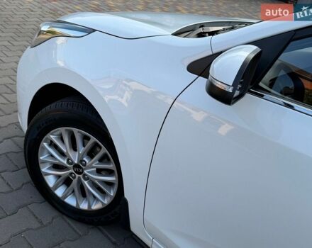 Білий Кіа Ріо, об'ємом двигуна 1.6 л та пробігом 18 тис. км за 14999 $, фото 24 на Automoto.ua