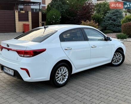 Білий Кіа Ріо, об'ємом двигуна 1.6 л та пробігом 18 тис. км за 14999 $, фото 38 на Automoto.ua