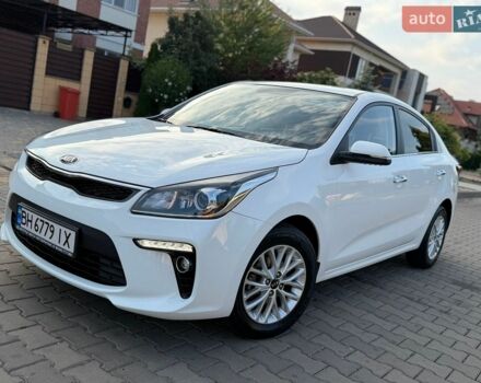 Білий Кіа Ріо, об'ємом двигуна 1.6 л та пробігом 18 тис. км за 14999 $, фото 28 на Automoto.ua