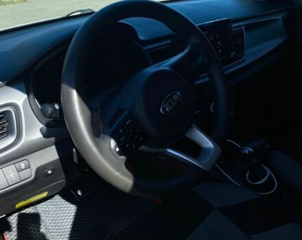 Білий Кіа Ріо, об'ємом двигуна 1.6 л та пробігом 96 тис. км за 14000 $, фото 3 на Automoto.ua