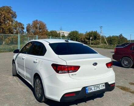 Білий Кіа Ріо, об'ємом двигуна 1.6 л та пробігом 96 тис. км за 14000 $, фото 1 на Automoto.ua
