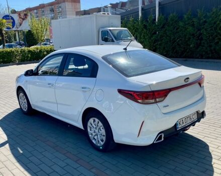 Белый Киа Рио, объемом двигателя 1.37 л и пробегом 128 тыс. км за 11420 $, фото 3 на Automoto.ua