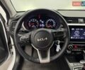 Білий Кіа Ріо, об'ємом двигуна 1.6 л та пробігом 50 тис. км за 15949 $, фото 10 на Automoto.ua