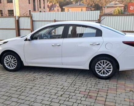 Белый Киа Рио, объемом двигателя 1.59 л и пробегом 70 тыс. км за 13500 $, фото 3 на Automoto.ua