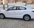 Белый Киа Рио, объемом двигателя 1.59 л и пробегом 70 тыс. км за 13500 $, фото 3 на Automoto.ua