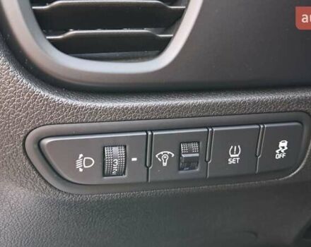 Белый Киа Рио, объемом двигателя 1.59 л и пробегом 70 тыс. км за 13500 $, фото 18 на Automoto.ua