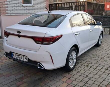 Белый Киа Рио, объемом двигателя 1.59 л и пробегом 70 тыс. км за 13500 $, фото 5 на Automoto.ua