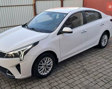 Белый Киа Рио, объемом двигателя 1.59 л и пробегом 70 тыс. км за 13500 $, фото 2 на Automoto.ua