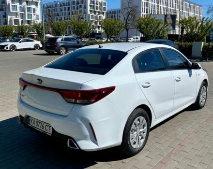 Белый Киа Рио, объемом двигателя 1.37 л и пробегом 128 тыс. км за 11420 $, фото 5 на Automoto.ua