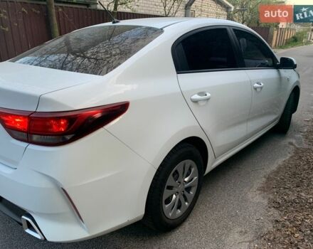 Белый Киа Рио, объемом двигателя 1.59 л и пробегом 41 тыс. км за 14122 $, фото 6 на Automoto.ua