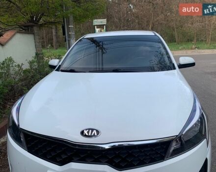 Белый Киа Рио, объемом двигателя 1.59 л и пробегом 41 тыс. км за 14122 $, фото 10 на Automoto.ua