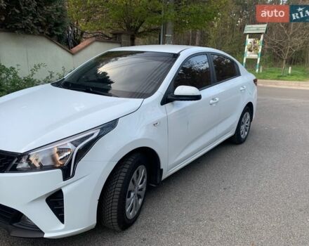 Белый Киа Рио, объемом двигателя 1.59 л и пробегом 41 тыс. км за 14122 $, фото 3 на Automoto.ua