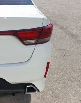 Белый Киа Рио, объемом двигателя 1.59 л и пробегом 41 тыс. км за 14122 $, фото 2 на Automoto.ua