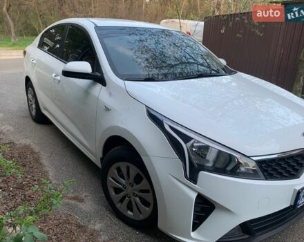 Белый Киа Рио, объемом двигателя 1.59 л и пробегом 41 тыс. км за 14122 $, фото 5 на Automoto.ua