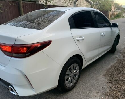 Белый Киа Рио, объемом двигателя 0 л и пробегом 57 тыс. км за 13277 $, фото 3 на Automoto.ua