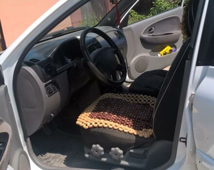 Белый Киа Рио, объемом двигателя 1.5 л и пробегом 180 тыс. км за 4700 $, фото 51 на Automoto.ua