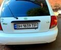 Білий Кіа Ріо, об'ємом двигуна 1.5 л та пробігом 260 тис. км за 1500 $, фото 1 на Automoto.ua
