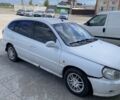Білий Кіа Ріо, об'ємом двигуна 1.5 л та пробігом 230 тис. км за 1400 $, фото 1 на Automoto.ua