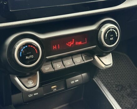 Белый Киа Рио, объемом двигателя 1.6 л и пробегом 30 тыс. км за 15600 $, фото 19 на Automoto.ua