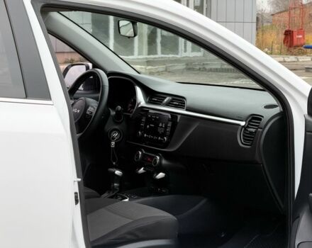Белый Киа Рио, объемом двигателя 1.6 л и пробегом 30 тыс. км за 15600 $, фото 10 на Automoto.ua
