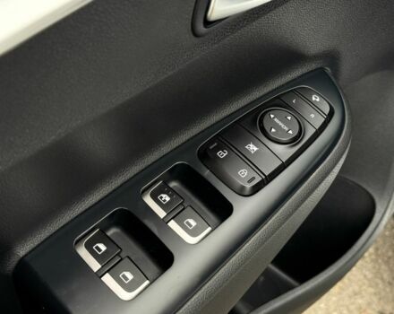 Белый Киа Рио, объемом двигателя 1.6 л и пробегом 30 тыс. км за 15600 $, фото 16 на Automoto.ua