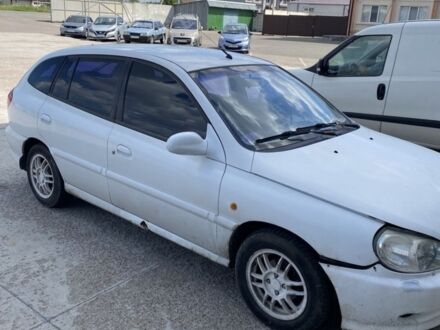 Білий Кіа Ріо, об'ємом двигуна 1.5 л та пробігом 230 тис. км за 1400 $, фото 1 на Automoto.ua