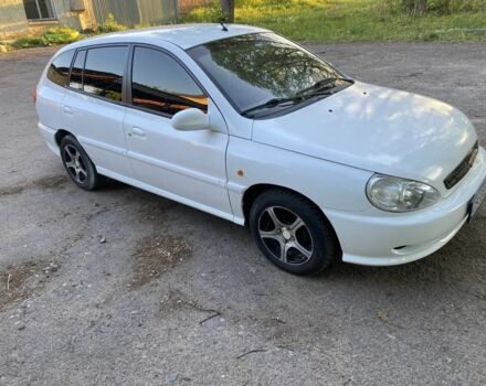 Белый Киа Рио, объемом двигателя 1.5 л и пробегом 180 тыс. км за 2000 $, фото 1 на Automoto.ua