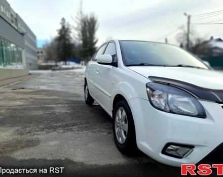 Белый Киа Рио, объемом двигателя 1.4 л и пробегом 91 тыс. км за 5900 $, фото 1 на Automoto.ua