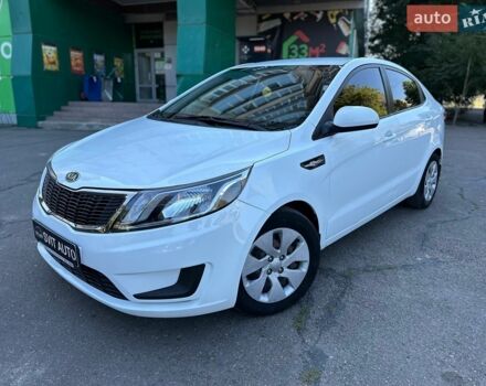 Белый Киа Рио, объемом двигателя 1.4 л и пробегом 162 тыс. км за 6999 $, фото 1 на Automoto.ua