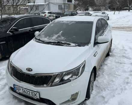Белый Киа Рио, объемом двигателя 1.4 л и пробегом 136 тыс. км за 8000 $, фото 1 на Automoto.ua