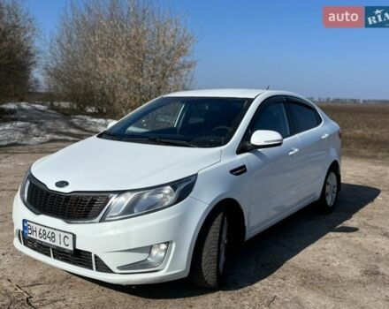 Білий Кіа Ріо, об'ємом двигуна 1.59 л та пробігом 220 тис. км за 6000 $, фото 1 на Automoto.ua
