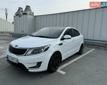 Белый Киа Рио, объемом двигателя 1.6 л и пробегом 253 тыс. км за 7400 $, фото 1 на Automoto.ua