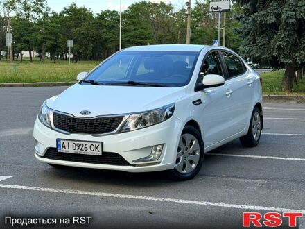 Белый Киа Рио, объемом двигателя 1.4 л и пробегом 157 тыс. км за 6200 $, фото 1 на Automoto.ua