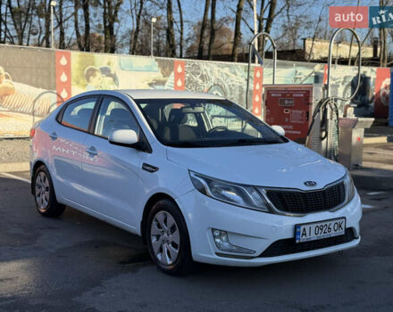 Белый Киа Рио, объемом двигателя 1.4 л и пробегом 157 тыс. км за 6500 $, фото 1 на Automoto.ua