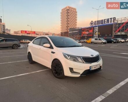 Белый Киа Рио, объемом двигателя 1.59 л и пробегом 257 тыс. км за 7600 $, фото 1 на Automoto.ua