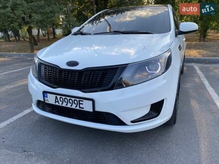 Белый Киа Рио, объемом двигателя 1.4 л и пробегом 149 тыс. км за 9500 $, фото 1 на Automoto.ua