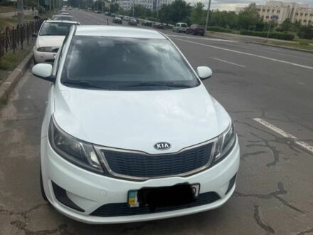 Білий Кіа Ріо, об'ємом двигуна 0 л та пробігом 143 тис. км за 7500 $, фото 1 на Automoto.ua
